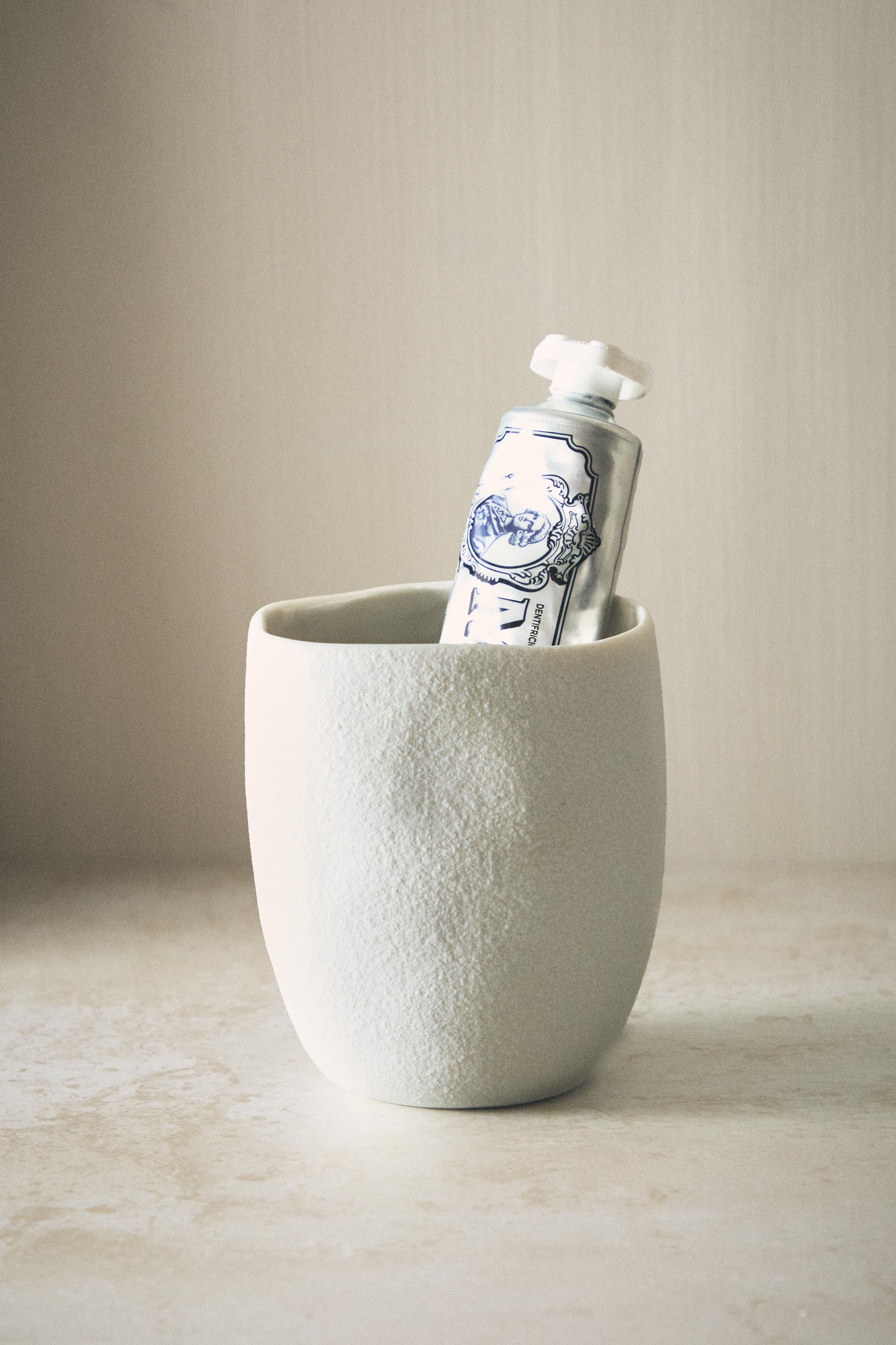 PORTE-BROSSES À DENTS TEXTURE